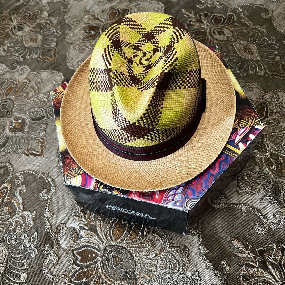 Carlos Santana hat